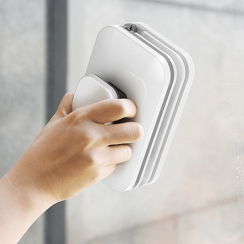 Automatic Magnetic Window Cleaner